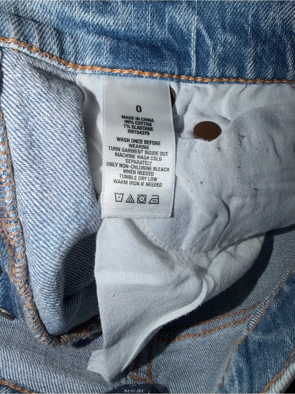 Aeropostale High Rise Button Fly Light Wash Mom Jeans
